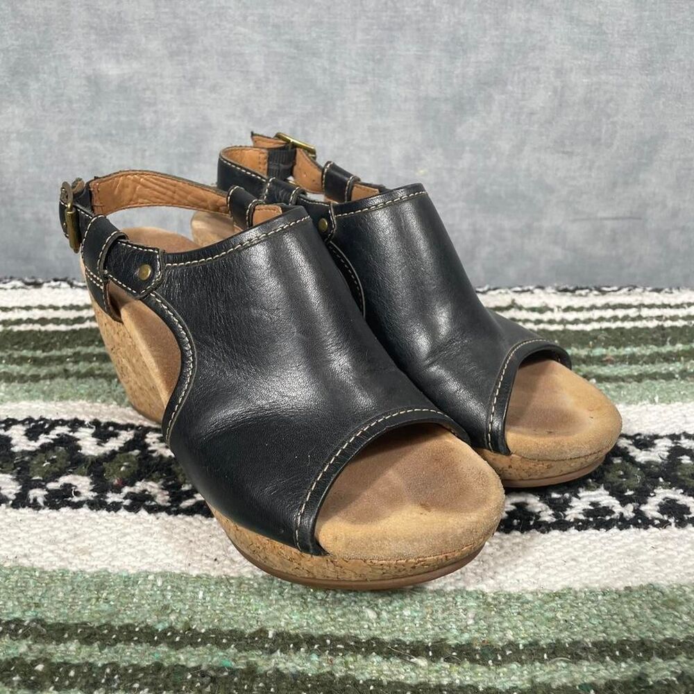 Clarks leather platform sandals